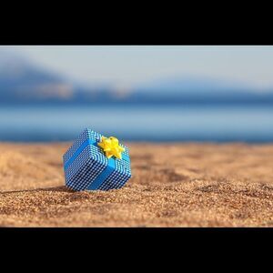 ‎Summer Mystery Box